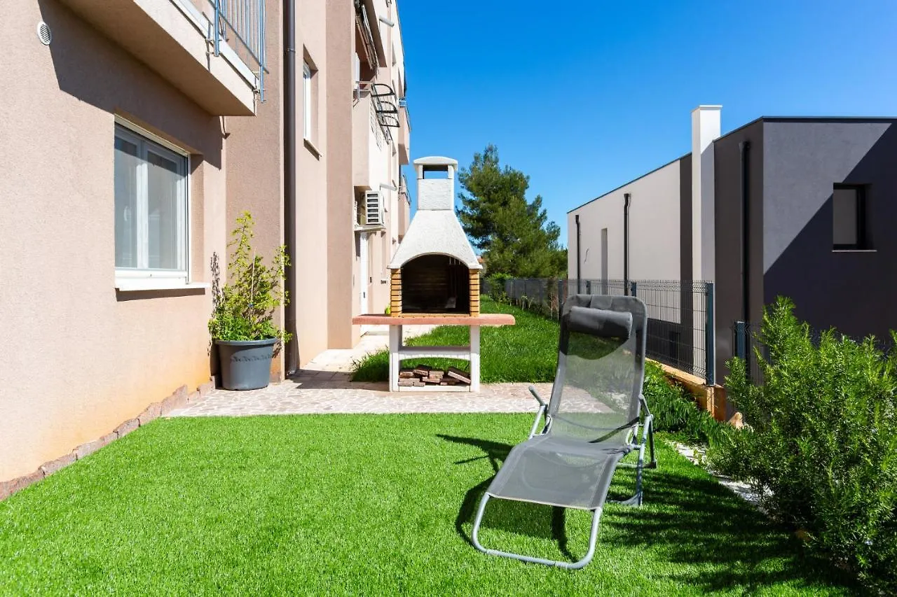 Mukalba - Emira Apartment Medulin Croatia